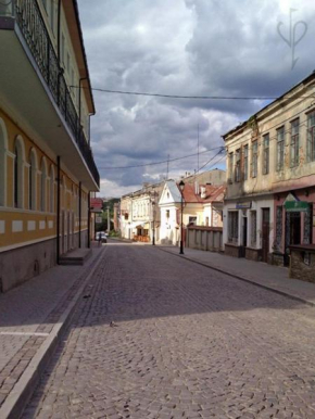  Apartment on Zarvanskaya in Old Town  Каменец-Подольский